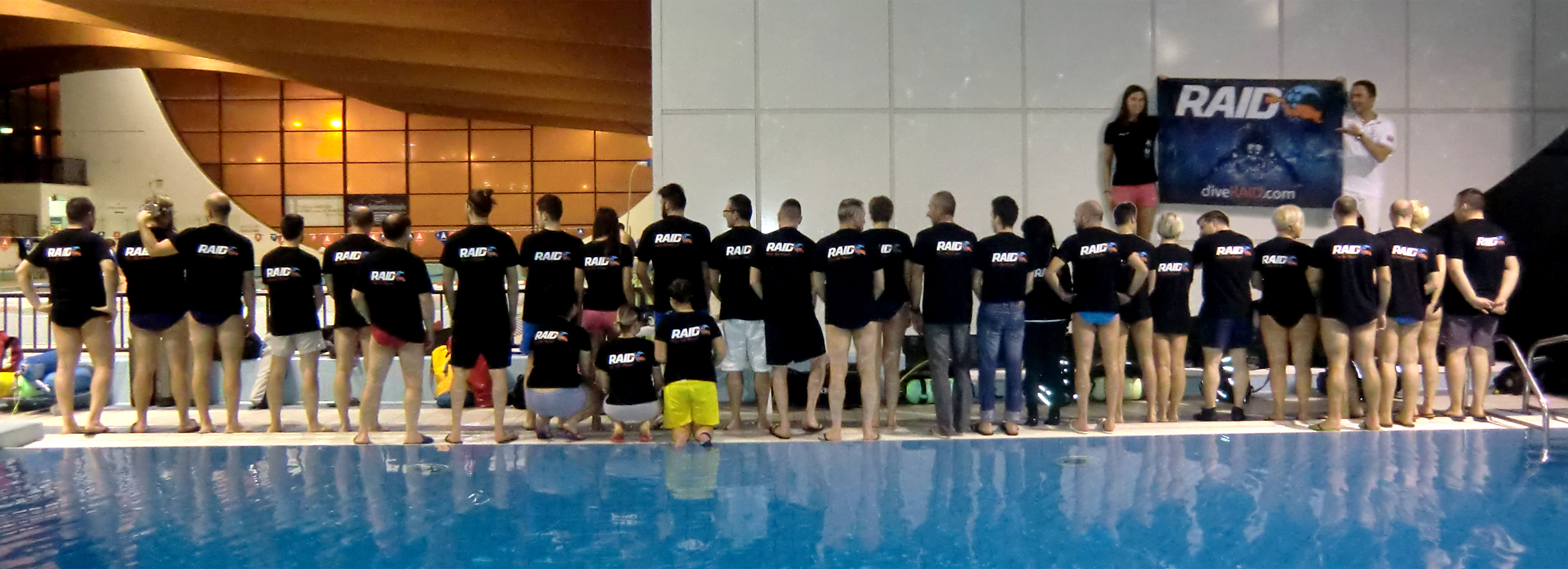 piscina_2340x850.jpg